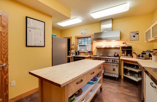 Chippewa Falls House | Wildwood Lodge and Retreat