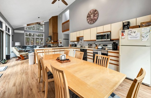 Moultonborough House | Wildwood on Lake Winnipesaukee Pet Friendly Beach Access Home Sleeping 10