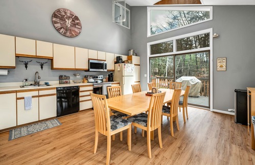Moultonborough House | Wildwood on Lake Winnipesaukee Pet Friendly Beach Access Home Sleeping 10