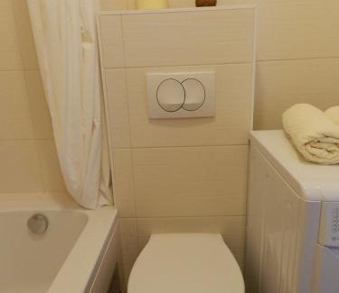 Liesing Apartment | Wile West Apartments