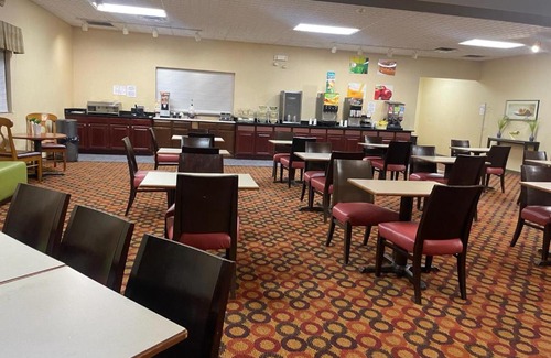 Wilkes-Barre Hotel | Wilkes-Barre Inn & Suites