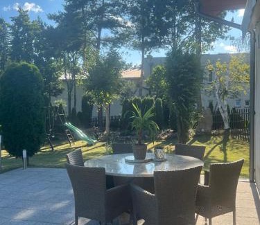 Lodz Villa | Will Zamorska