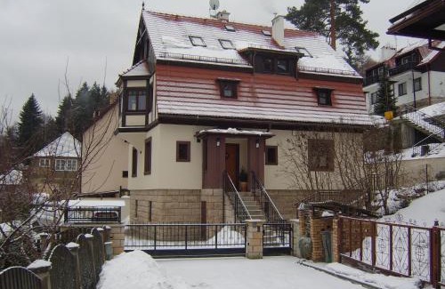 Duszniki Zdroj Ski Chalet | Willa Lawenda