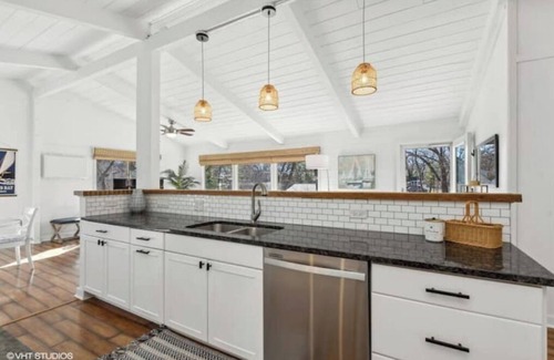 Williams Bay House | Williams Bay Hilltop Home