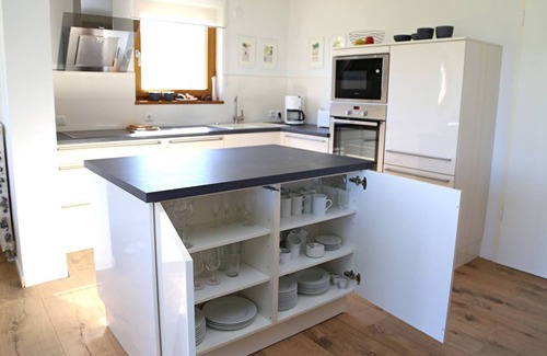 Wittenbeck Apartment | Willkommen in der Ferienwohnung Sonnenblick in Wittenbeck - Wohnanlage "Am Grün"
