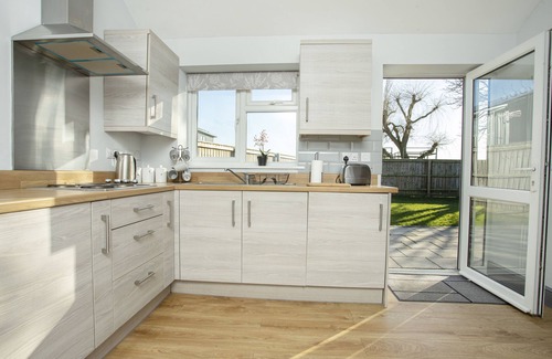 Frampton Cottage | Willow Cottage a quaint holiday cottage in Wigtoft, Boston Lincolnshiren