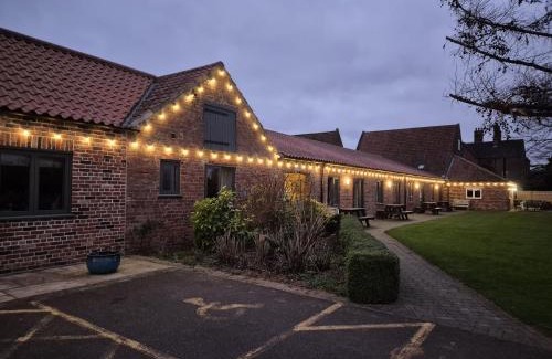 Frampton House | Willow Cottage