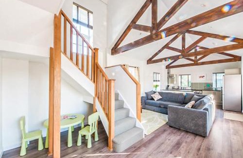 Saltash House | Willow Cottage - Uk38484