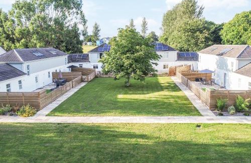 Saltash House | Willow Cottage - Uk38484