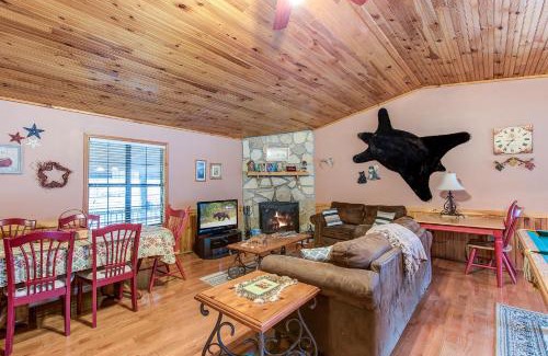 Wears Valley House | Willow Creek