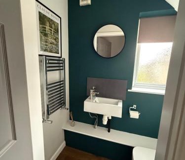 Hoylandswaine House | Willow falls