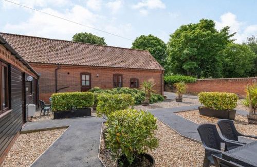 Wood Norton House | Willow