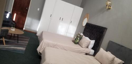 Witfield House | WILLOW GUEST HOUSE