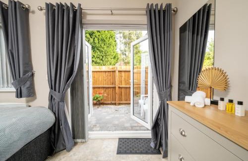Barnt Green Apartment | Willow Lodge Apartment