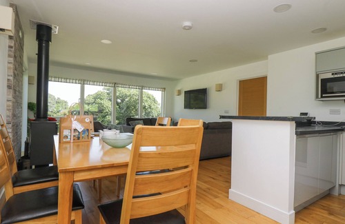 Carnon Downs Cottage | WILLOW, pet friendly, with open fire in Truro