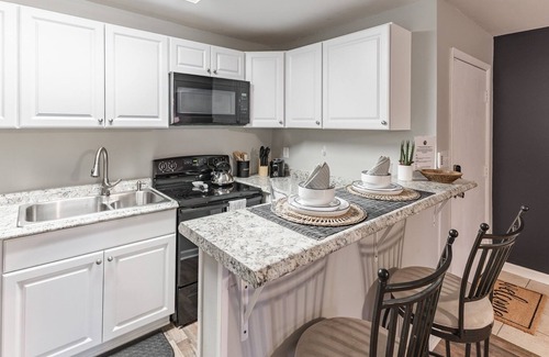Huntsville Condo | Willow Pointe #2 Huntsville Alabama 1 Bedroom Home by RedAwning