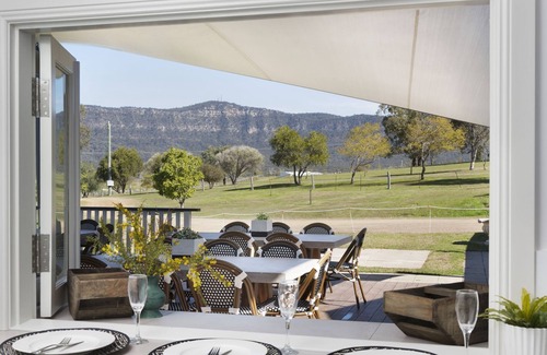 Pokolbin House | Willow Tree Estate - Luxurious whole of house accommodation -Sleeps 40-Stunning