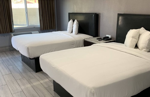 Sun Valley Hotel | Willow Tree Inn & Suites