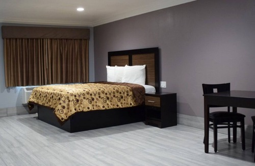 Sun Valley Hotel | Willow Tree Inn & Suites