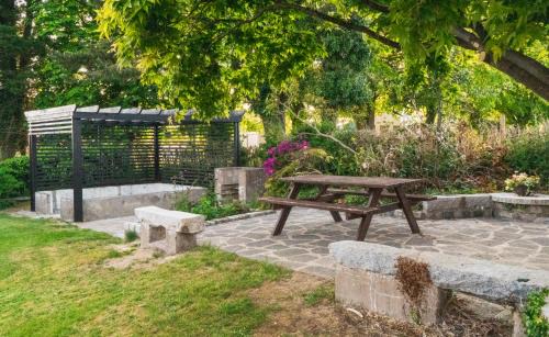 Keady House | Willowbank House & Farm