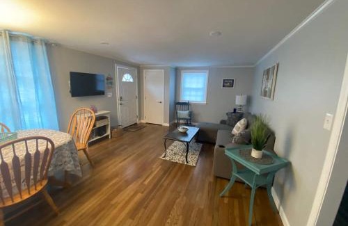 Dennis Port House | Willows Cottage West