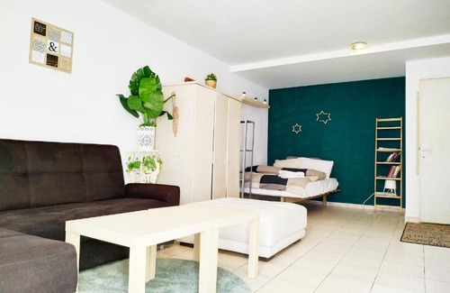 Jaffa Apartment | Willy Brandt-Affordable Cute Studio near the beach