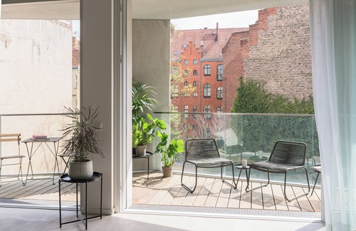 Charlottenburg Apartment | Wilmina Apartments & Lofts
