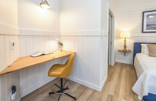 Wilmington Cottage | Wilmington Midtown Guest Home. Minutes to downtown and the beach!