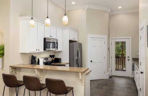 Forest Park House | Wilson Historic Home on 5th Ave - 3BR/Games/Groups