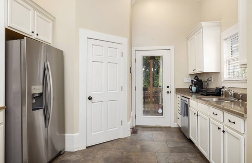 Forest Park House | Wilson Historic Home on 5th Ave - 3BR/Games/Groups