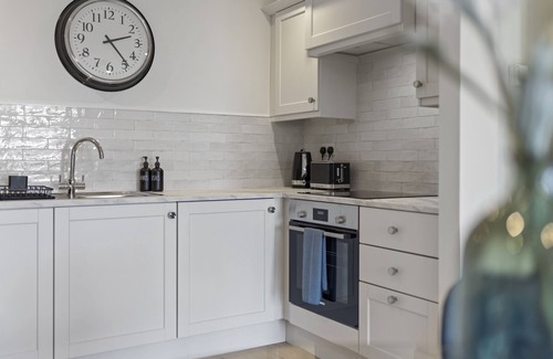 Belfast Central District Hotel | Wilton House