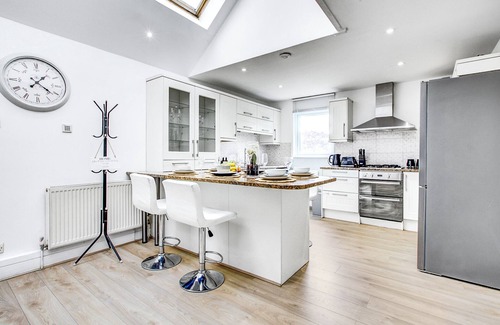 Hillside House | Wimbledon/Discount/Ensuite/Close to AELTC&Station