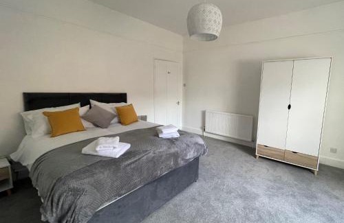 Cheltenham Apartment | Winchcombe Street