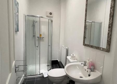 Cheltenham Apartment | Winchcombe Street