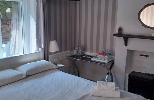 Trull Bed & Breakfast | Winchester Arms