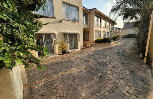 Greater Johannesburg Metropolitan Area House | Winchester Lodge