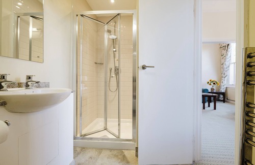 Winchester Hotel | Winchester Royal Hotel