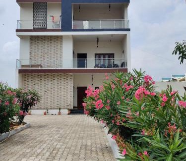 Tiruvannamalai House | Wind Chimes