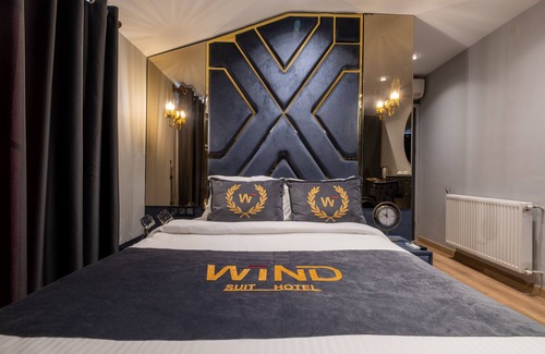 Besiktas Hotel | Wind Suit