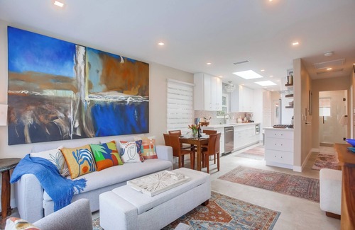 Beach Barber Tract Cottage | Windansea Beach House - beautifully updated 2 bedroom cottage by the beach