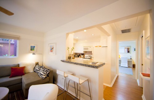 Beach Barber Tract Cottage | Windansea Lovely Beach Place