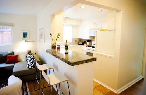 Beach Barber Tract Cottage | Windansea Lovely Beach Place