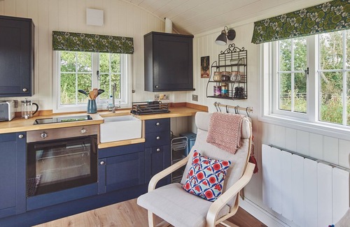 Langport Apartment | Windmill Old Orchard - Luxury Cottages