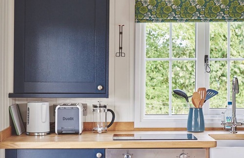 Langport Apartment | Windmill Old Orchard - Luxury Cottages