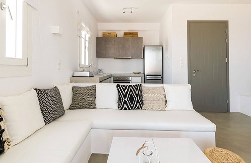Kithnos Villa | Windmills Villa 4 Luxury Villa in Kythnos