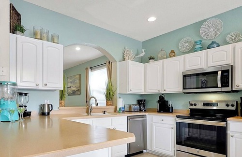 Windsor Hills Villa | Windsor Hills Resort 6 Bedroom South Facing Pool/Spa Home Steps to the Magic