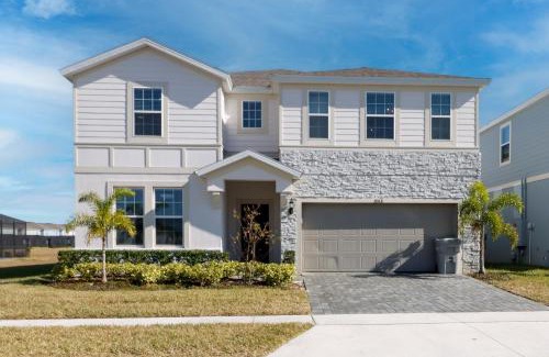 Davenport House | Windsor Island Private Vacation Home - Sleeps 20 - Pool, Spa, Game Room, Access to Resort Amenities - FREE BBQ