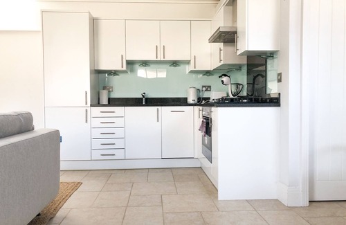 Windsor House | Windsor Mews by Stay Focused SA