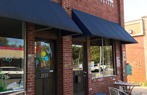 Windsor Park Apartment | Windsor Park Pad apt 2 min to Mass Ave With AC