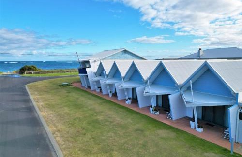 Lancelin Apartment | Windsurfer Beach Chalet 2